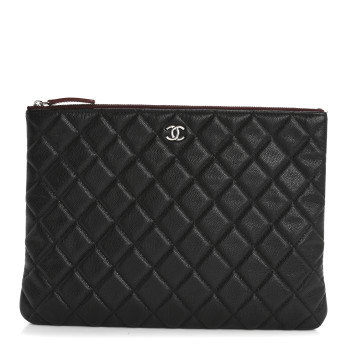 CHANEL Caviar Quilted Medium Cosmetic Case Black
