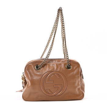 GUCCI Soft Patent Small Soho Bowler Dark Cipria