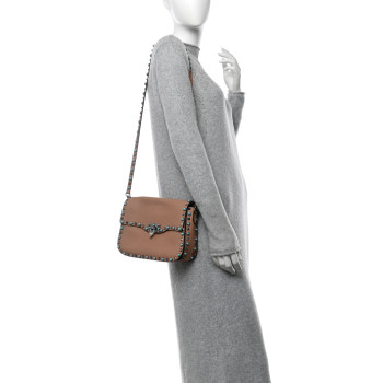 VALENTINO GARAVANI Grained Calfskin Turquoise Medium Rockstud Rolling Flap Saddle Bag Soft Noisette