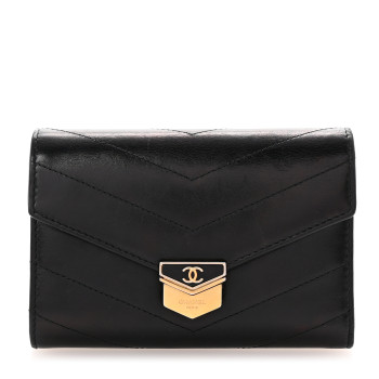 CHANEL Calfskin Chevron Quilted Medal Flap Wallet Black
