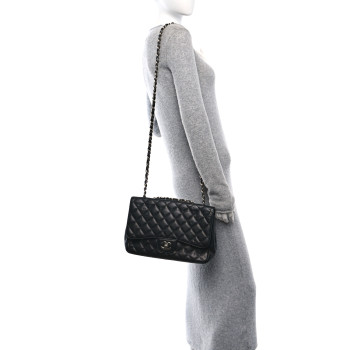 CHANEL Caviar Quilted Jumbo Single Flap Black