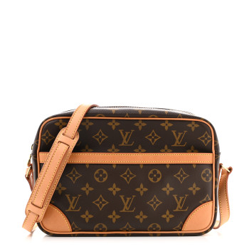 LOUIS VUITTON Monogram Trocadero 27