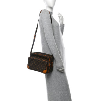 LOUIS VUITTON Monogram Nil 28