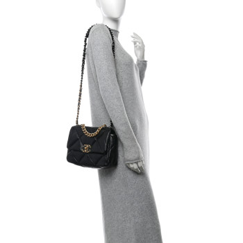 CHANEL Lambskin Quilted Medium Chanel 19 Flap Black