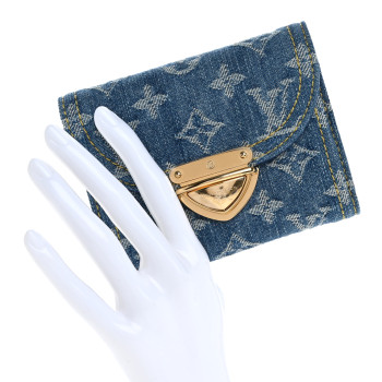 LOUIS VUITTON Denim Amelia Compact Wallet Blue