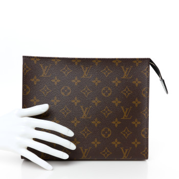 LOUIS VUITTON Monogram Poche Toilette NM