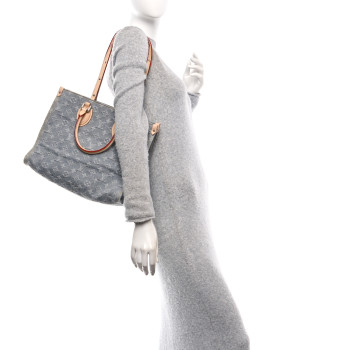 LOUIS VUITTON Monogram Denim Onthego MM Washed Gray
