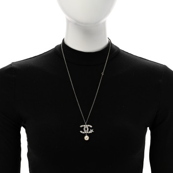 CHANEL Crystal CC Star Pearl Drop Necklace Silver CHANEL Crystal CC Star Pearl Drop Necklace Silver