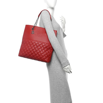 CHANEL Lambskin Quilted Urban Delight Tote Red