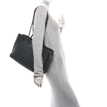 CHANEL Caviar Quilted Large Coco Handle Shopping Tote Black