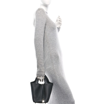 HERMES Taurillon Clemence Picotin Lock 18 PM Black
