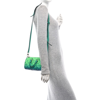 LOUIS VUITTON Taurillon Illusion Keepall XS Bleu Vert