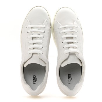 FENDI Vitello Karligraphy Embossed Low Top Sneakers 9 White