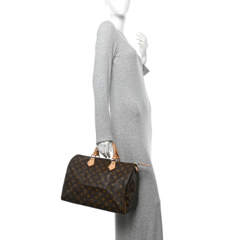 LOUIS VUITTON Monogram Speedy 35