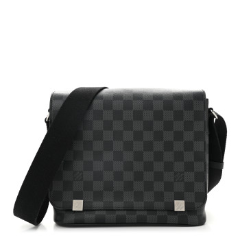 LOUIS VUITTON Damier Graphite District PM