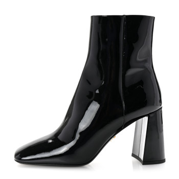 PRADA Vernice Square Ankle Boots 35 Black