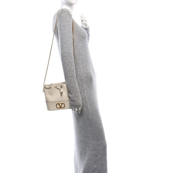 VALENTINO GARAVANI Nappa Mini VLogo Signature Chain Bucket Bag Light Ivory