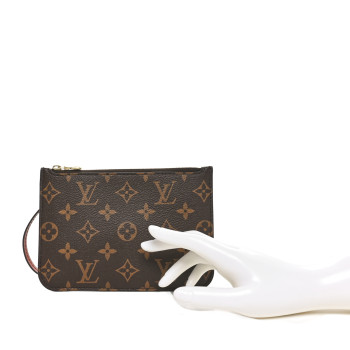 LOUIS VUITTON Monogram Loop Hobo Pochette