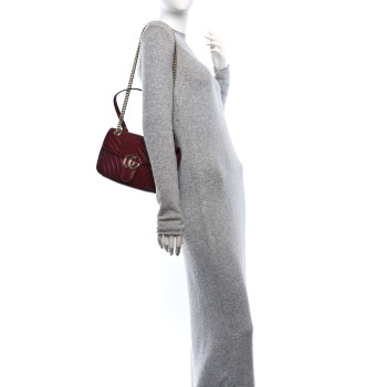 GUCCI Calfskin Matelasse Medium GG Marmont Shoulder Bag Ancora Red