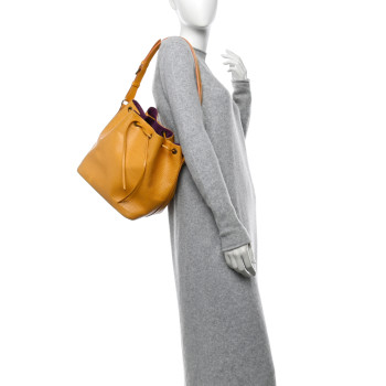 LOUIS VUITTON Epi Petit Noe Tassil LOUIS VUITTON Epi Petit Noe Tassil