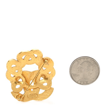 CHANEL Chain Link CC Brooch Gold