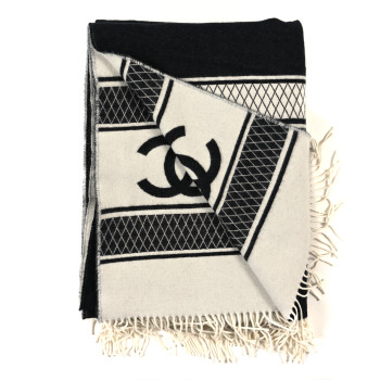 CHANEL Wool Cashmere CC Throw Blanket Blanket White