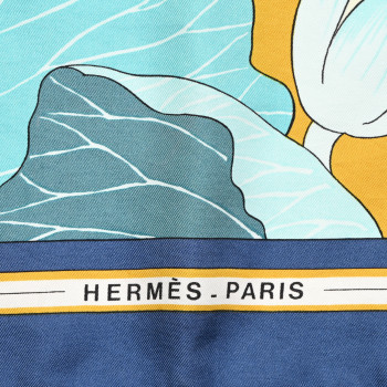 HERMES Silk Fleurs de Lotus Scarf 90