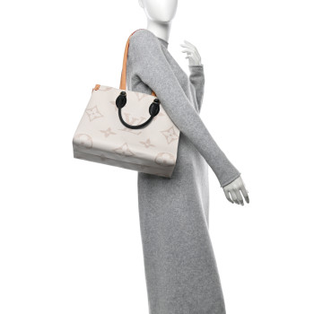 LOUIS VUITTON Monogram Dune Giant Onthego MM