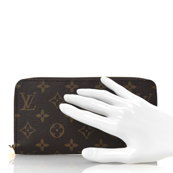 LOUIS VUITTON Monogram Zippy Wallet