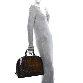 LOUIS VUITTON Vernis Alma GM Amarante