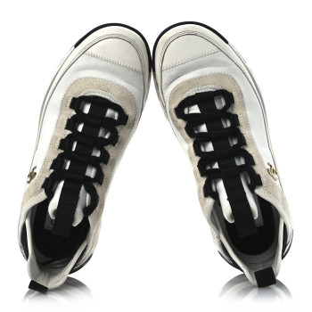 CHANEL Velvet Calfskin Mixed Fibers CC Sneakers 37 Ivory Black