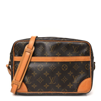 LOUIS VUITTON Monogram Trocadero 27