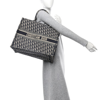 CHRISTIAN DIOR Oblique Large Book Tote Blue Multicolor