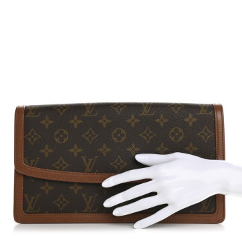 LOUIS VUITTON Monogram Pochette Dame 29