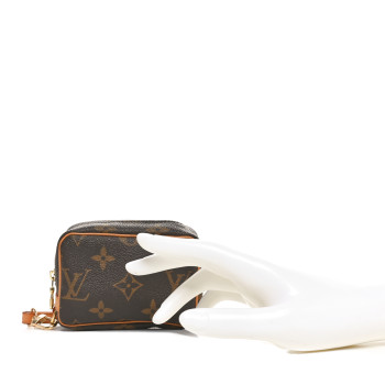 LOUIS VUITTON Monogram Wapity