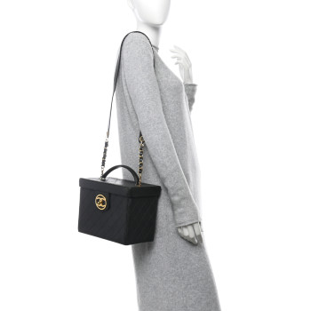 CHANEL Calfskin Stitch Vanity Case Black