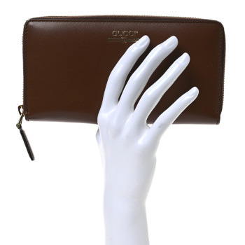 GUCCI Plutone Calfskin Logo Zip Around Wallet Cuir
