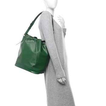 LOUIS VUITTON Epi Noe Borneo
