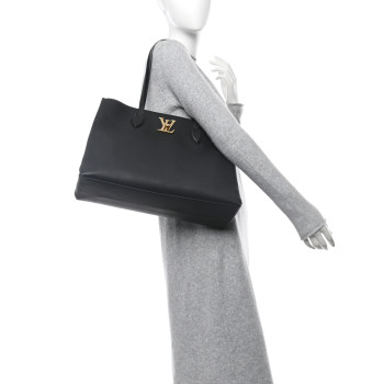 LOUIS VUITTON Grained Calfskin Lockme Shopper Black