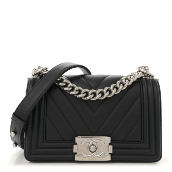 CHANEL Lambskin Chevron Quilted Small Boy Flap Black