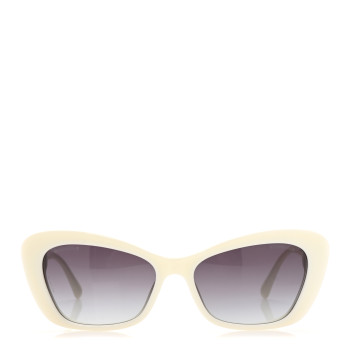 CHANEL Acetate Pearl Cat Eye CC Sunglasses 5481-H White