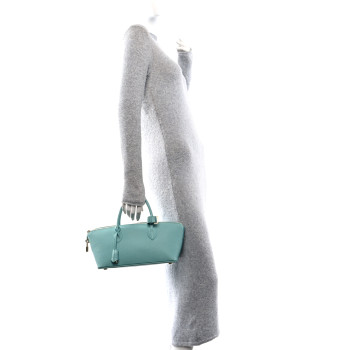 LOUIS VUITTON Taurillon Lockit East-West Light Blue