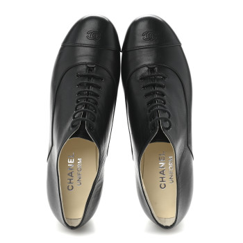 CHANEL Smooth Lambskin Lace Up Shoes 39 Black