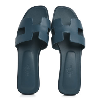 HERMES Calfskin Oran Sandals 37 Bleu Emeraude