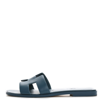 HERMES Calfskin Oran Sandals 37 Bleu Emeraude