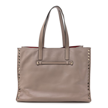 VALENTINO GARAVANI Nappa Medium Rockstud Soft Tote Soft Noisette VALENTINO GARAVANI Nappa Medium Rockstud Soft Tote Soft Noisette