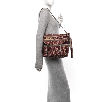 CHRISTIAN DIOR Oblique Medium Diorcamp Messenger Bordeaux