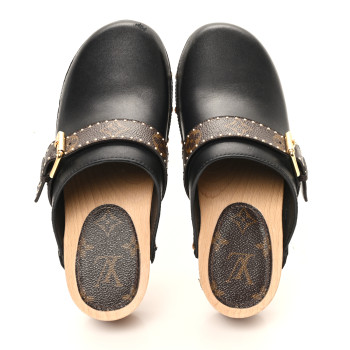 LOUIS VUITTON Calfskin Patent Monogram Cottage Clog Mules 39 Black