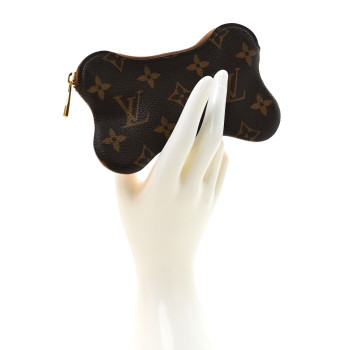 LOUIS VUITTON Bone Key Pouch