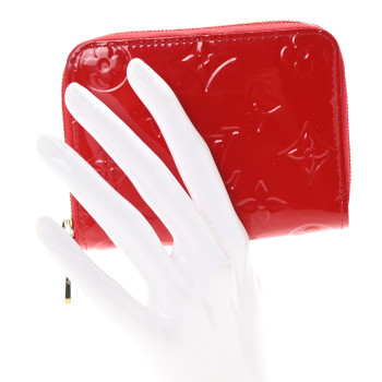 LOUIS VUITTON Vernis Zippy Coin Purse Cherry